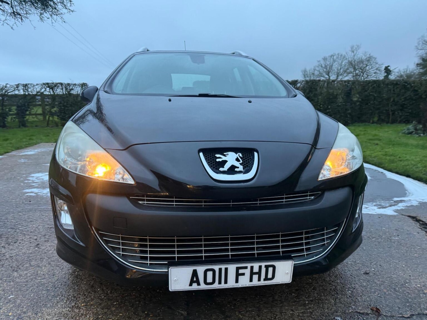 Used Peugeot 308 2011 for sale - 77398364: Photo 2