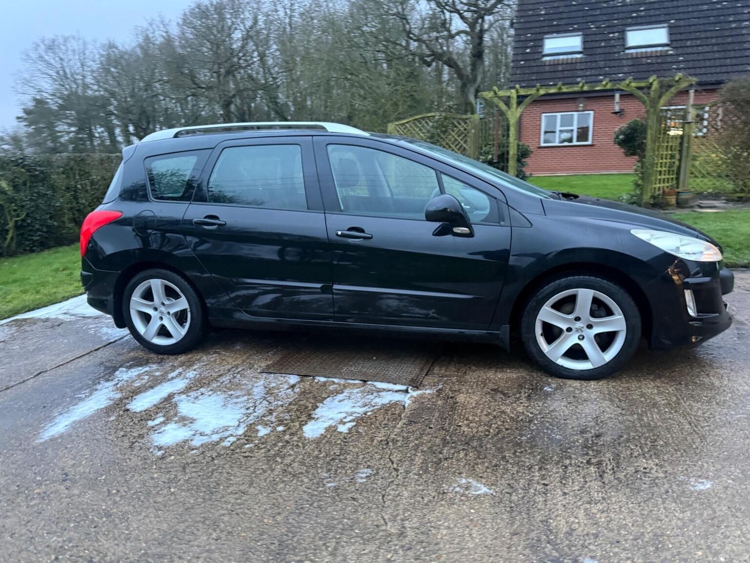 Used Peugeot 308 2011 for sale - 77398364: Photo 25