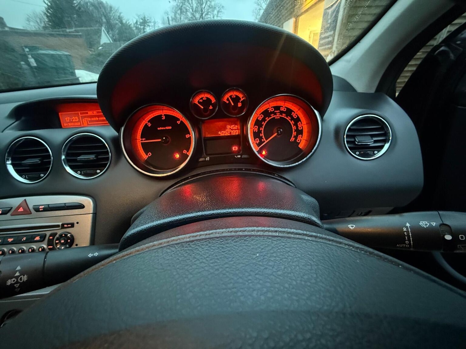 Used Peugeot 308 2011 for sale - 77398364: Photo 37