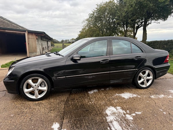 Used Mercedes-Benz C-Class 2006 for sale - 76231647: Photo 16