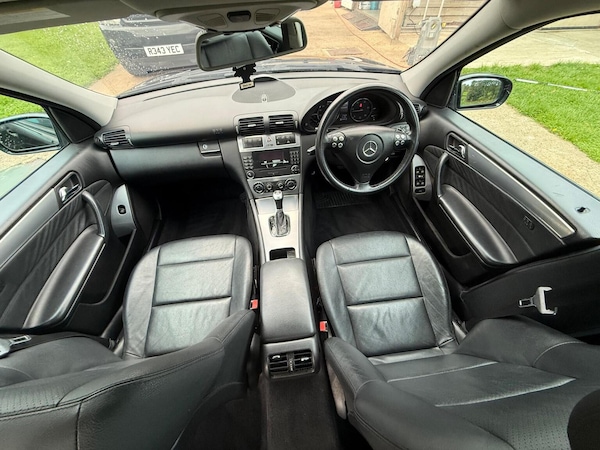 Used Mercedes-Benz C-Class 2006 for sale - 76231647: Photo 32