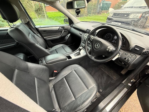 Used Mercedes-Benz C-Class 2006 for sale - 76231647: Photo 35
