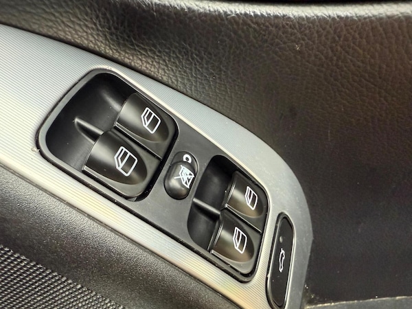 Used Mercedes-Benz C-Class 2006 for sale - 76231647: Photo 39