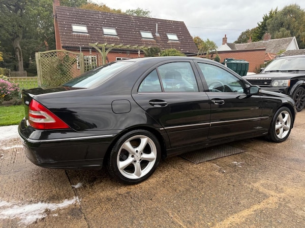 Used Mercedes-Benz C-Class 2006 for sale - 76231647: Photo 62
