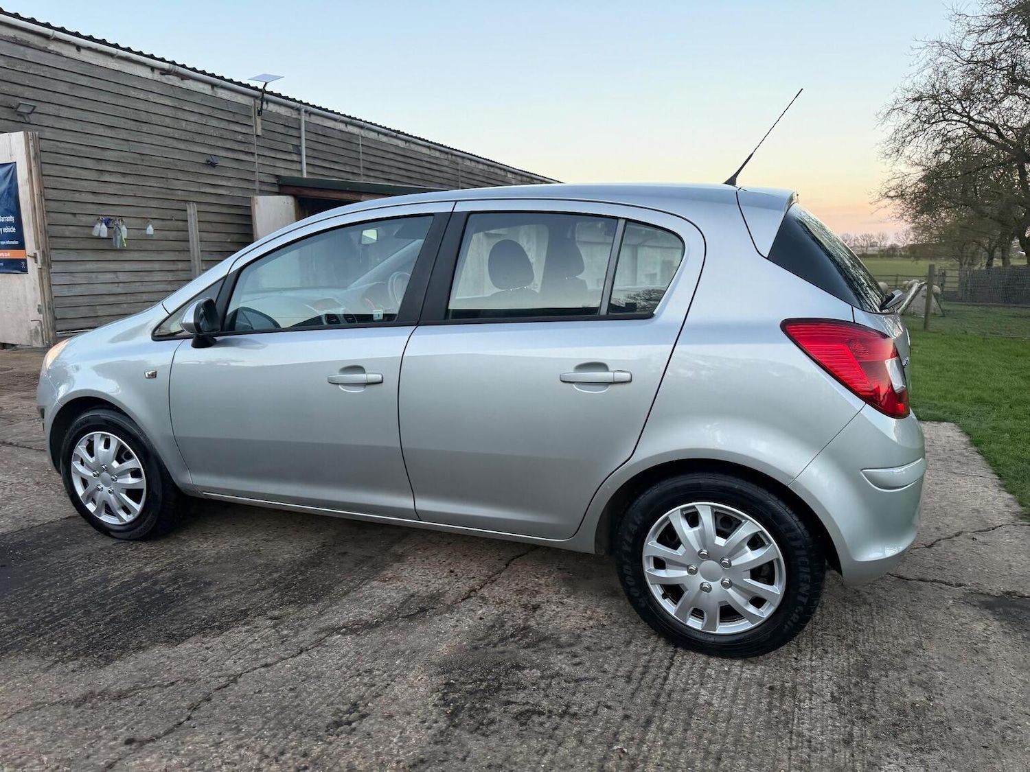 Used Vauxhall Corsa 2012 for sale - 77251156: Photo 16
