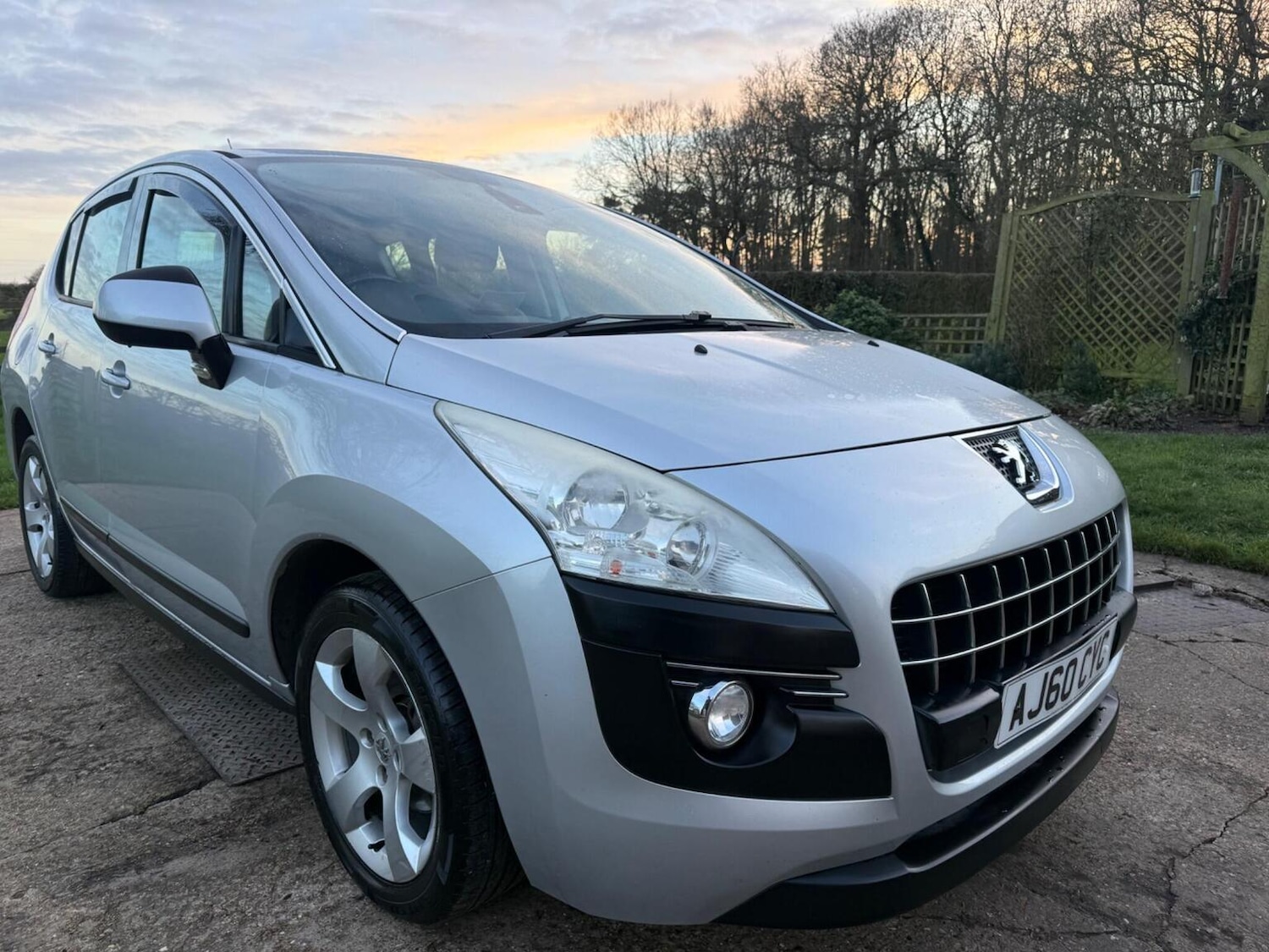 Used Peugeot 3008 2010 for sale - 77314103: Photo 1