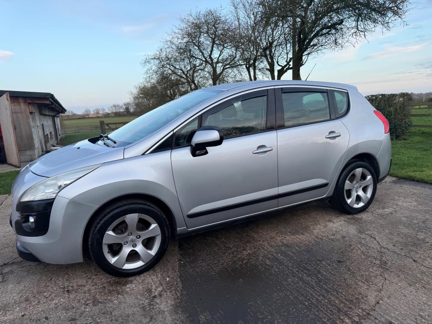 Used Peugeot 3008 2010 for sale - 77314103: Photo 18