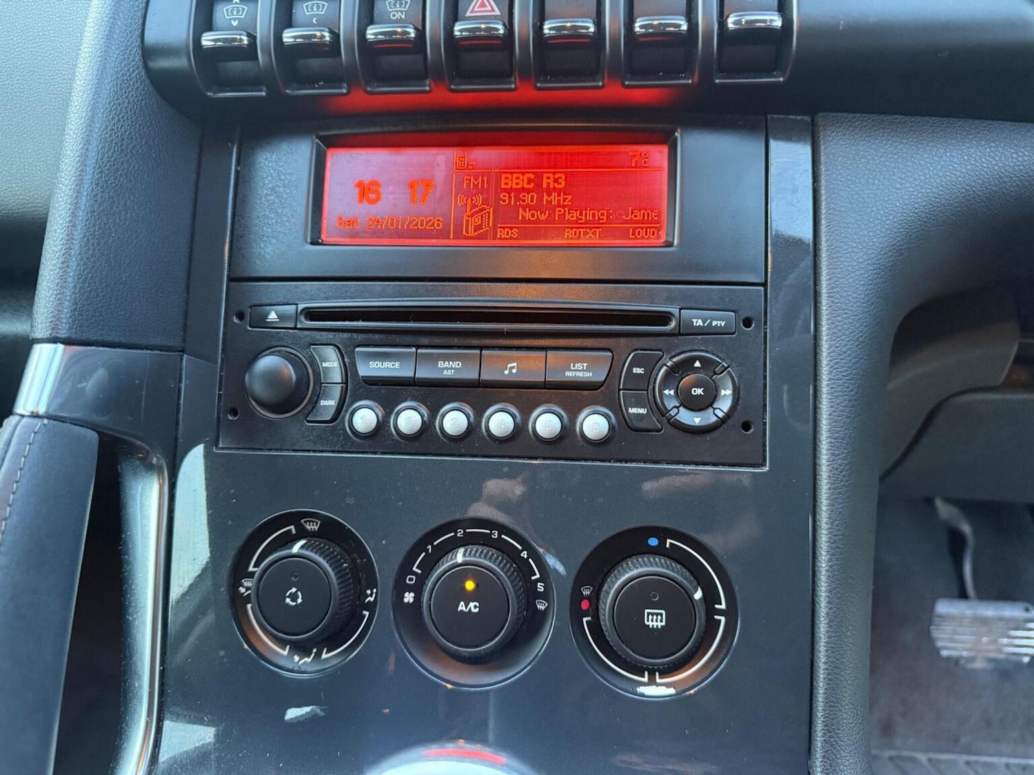 Used Peugeot 3008 2010 for sale - 77314103: Photo 40