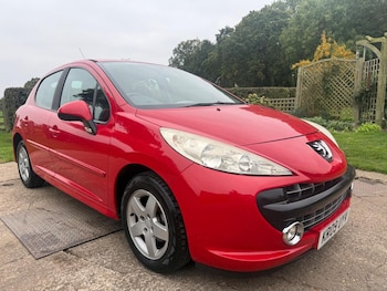 Peugeot - 207