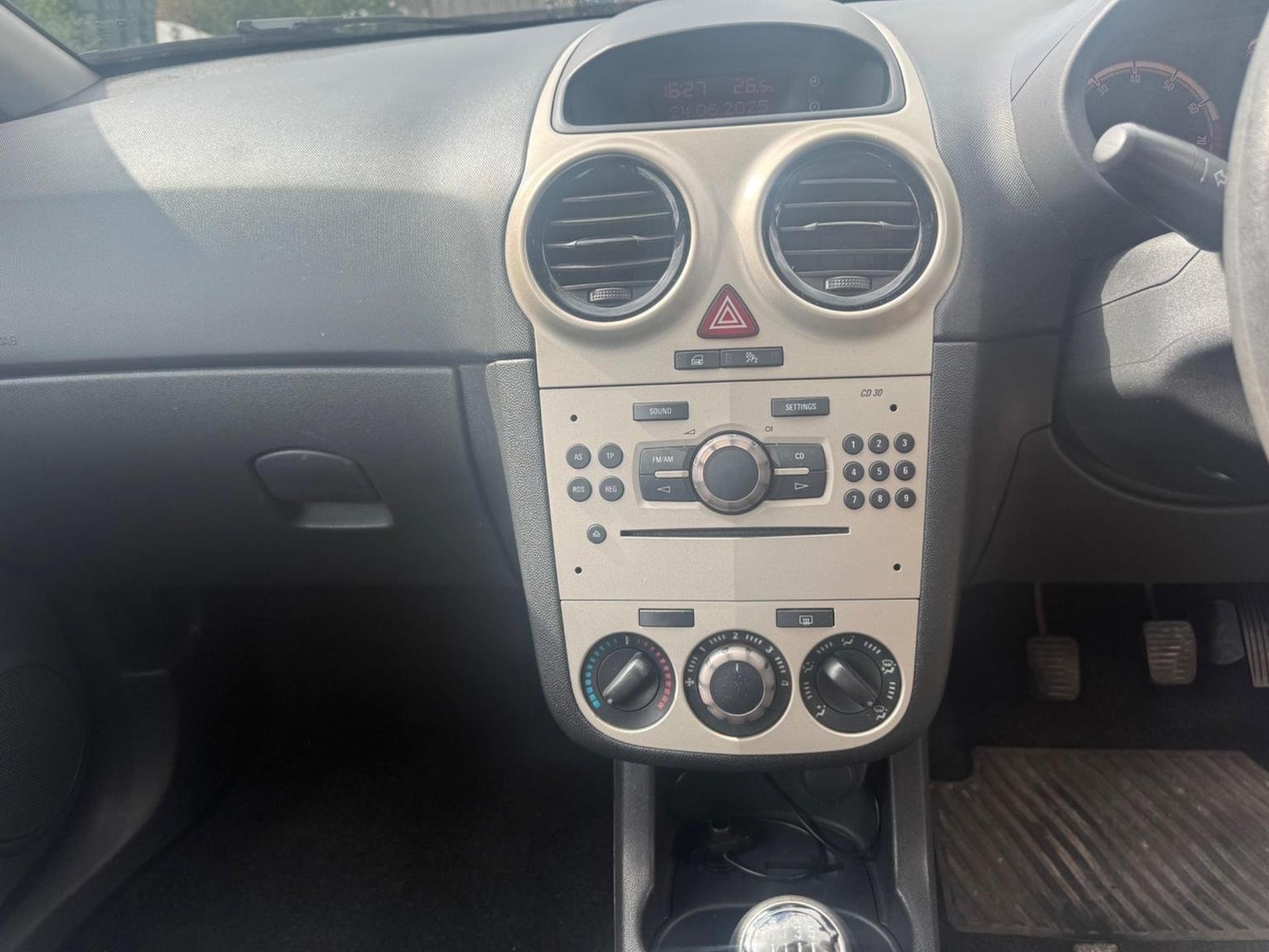 Vehicle 33