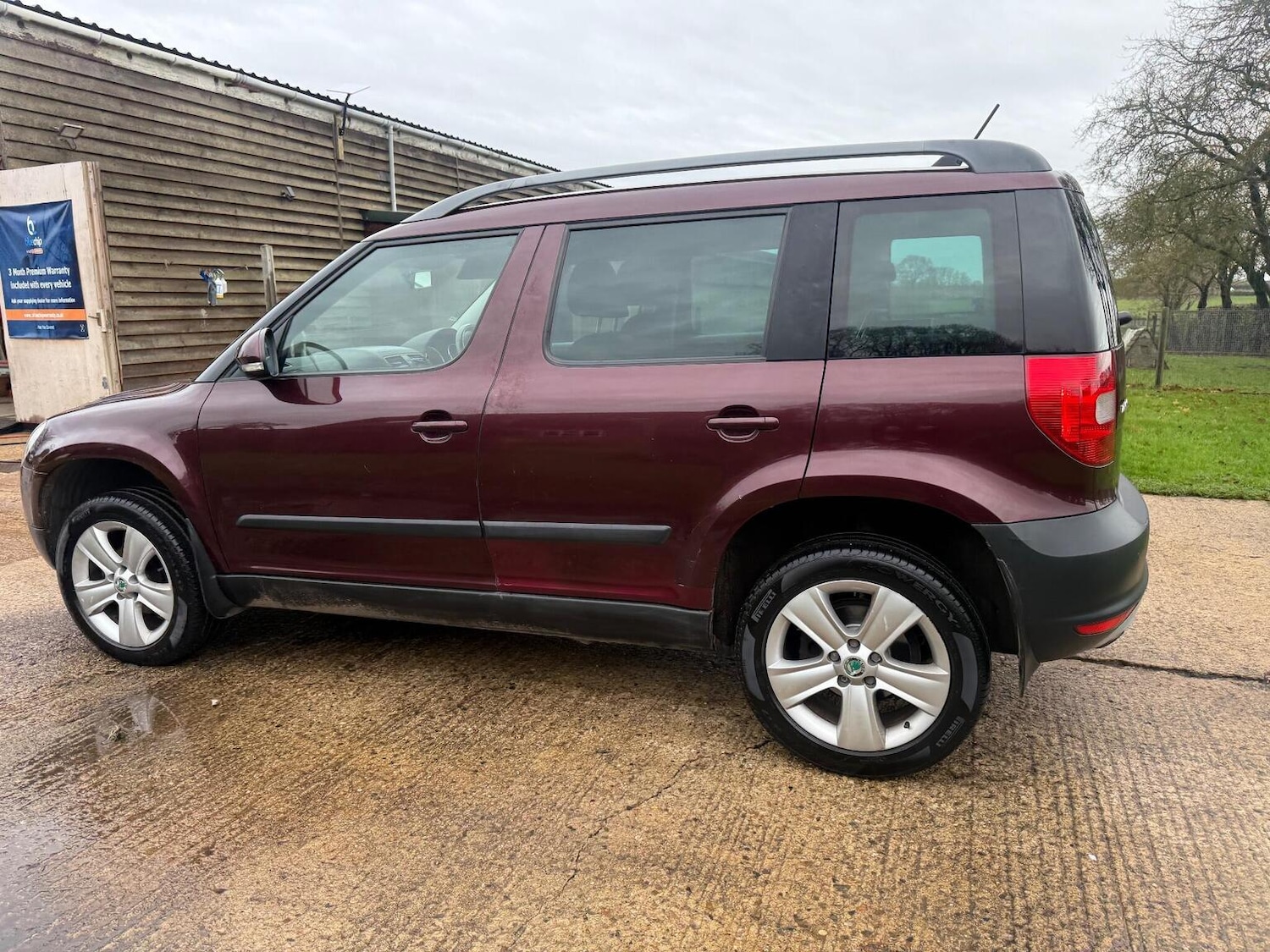 Used Skoda Yeti 2012 for sale - 76884798: Photo 14