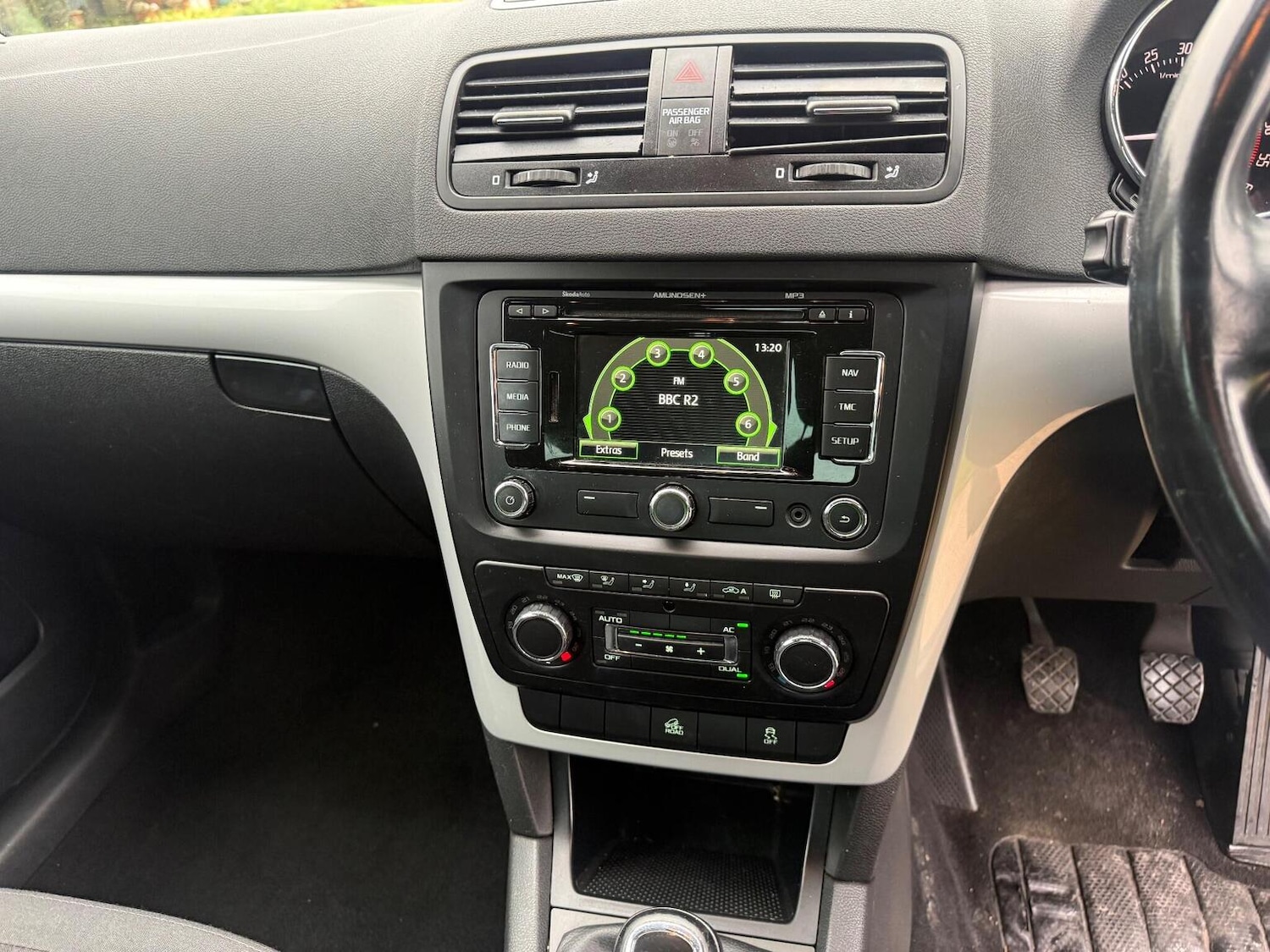 Used Skoda Yeti 2012 for sale - 76884798: Photo 44