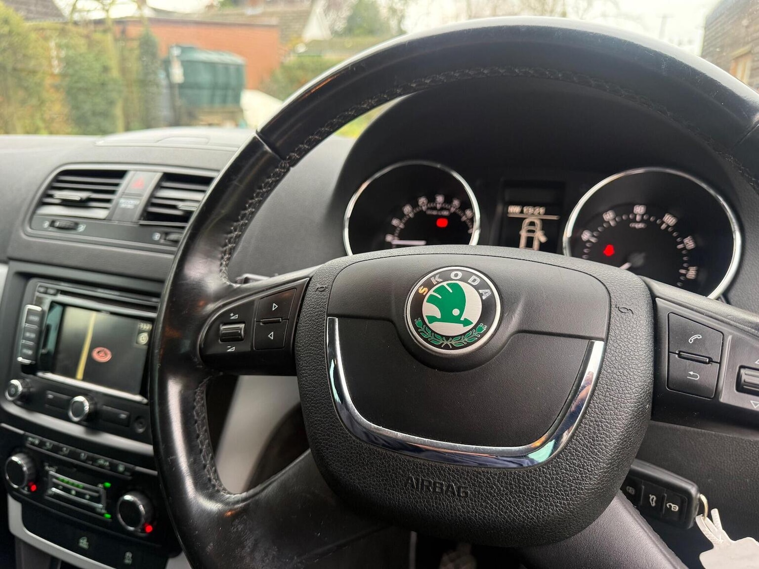 Used Skoda Yeti 2012 for sale - 76884798: Photo 51