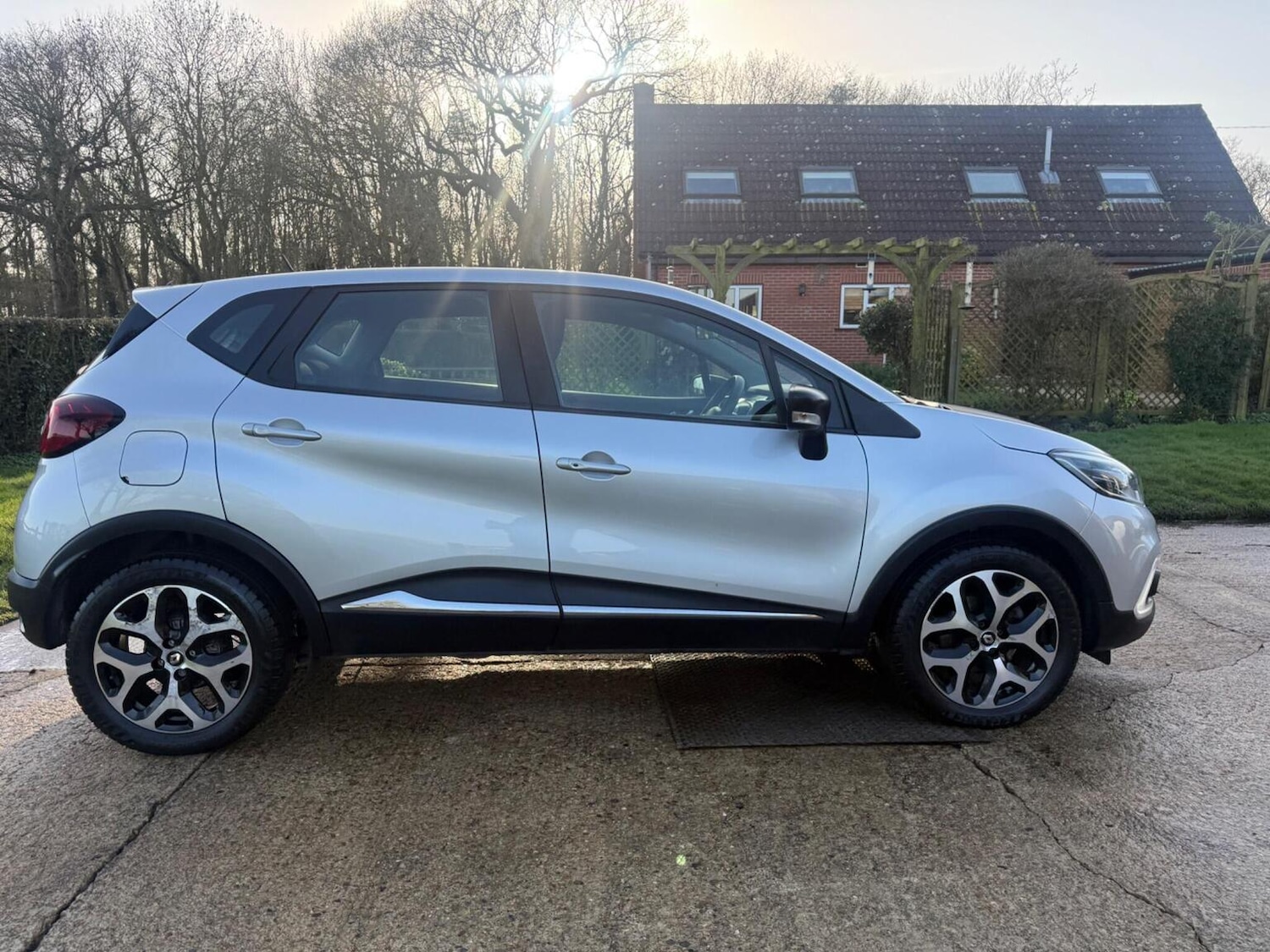 Used Renault Captur 2018 for sale - 77668481: Photo 22