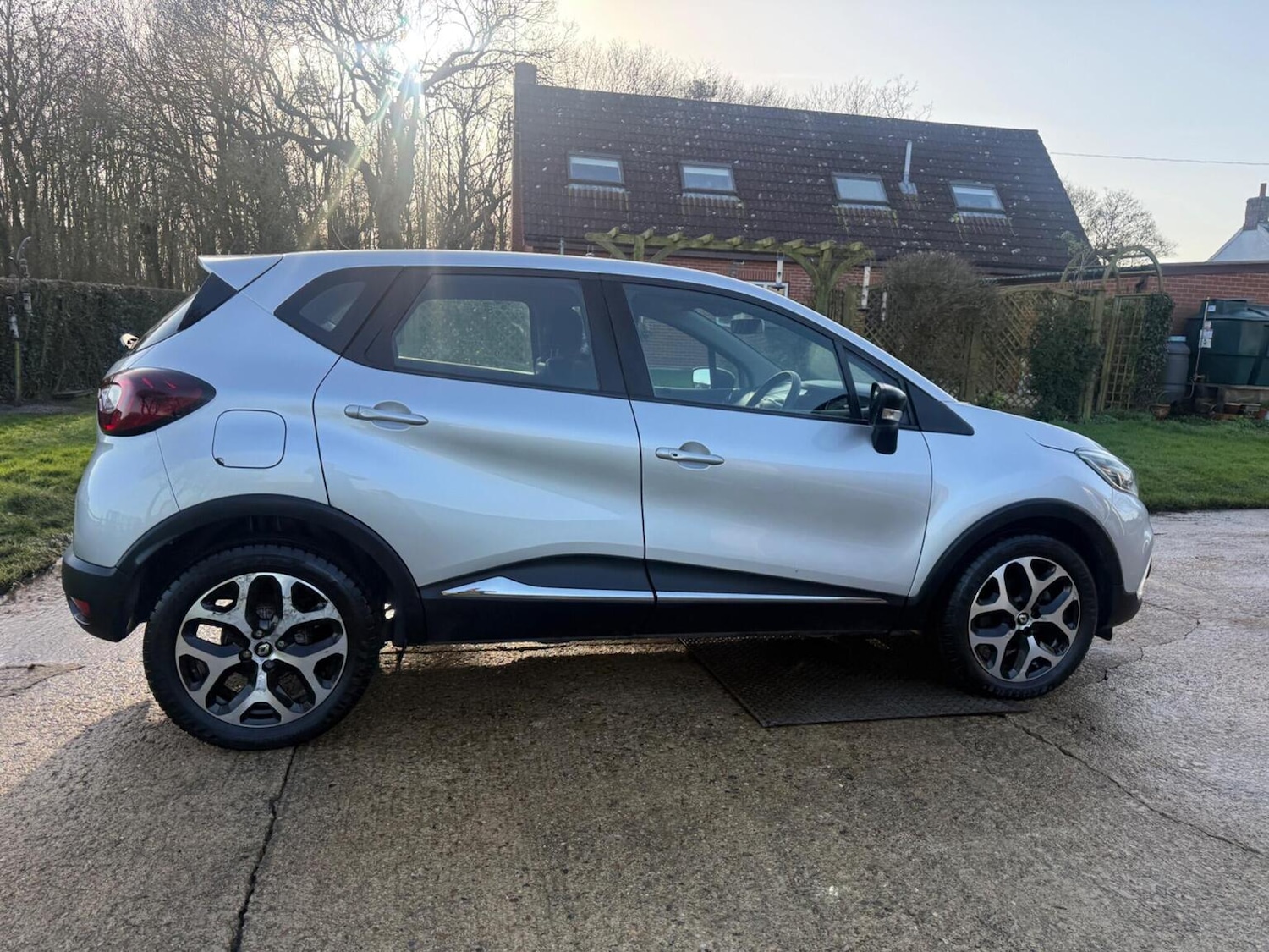 Used Renault Captur 2018 for sale - 77668481: Photo 23