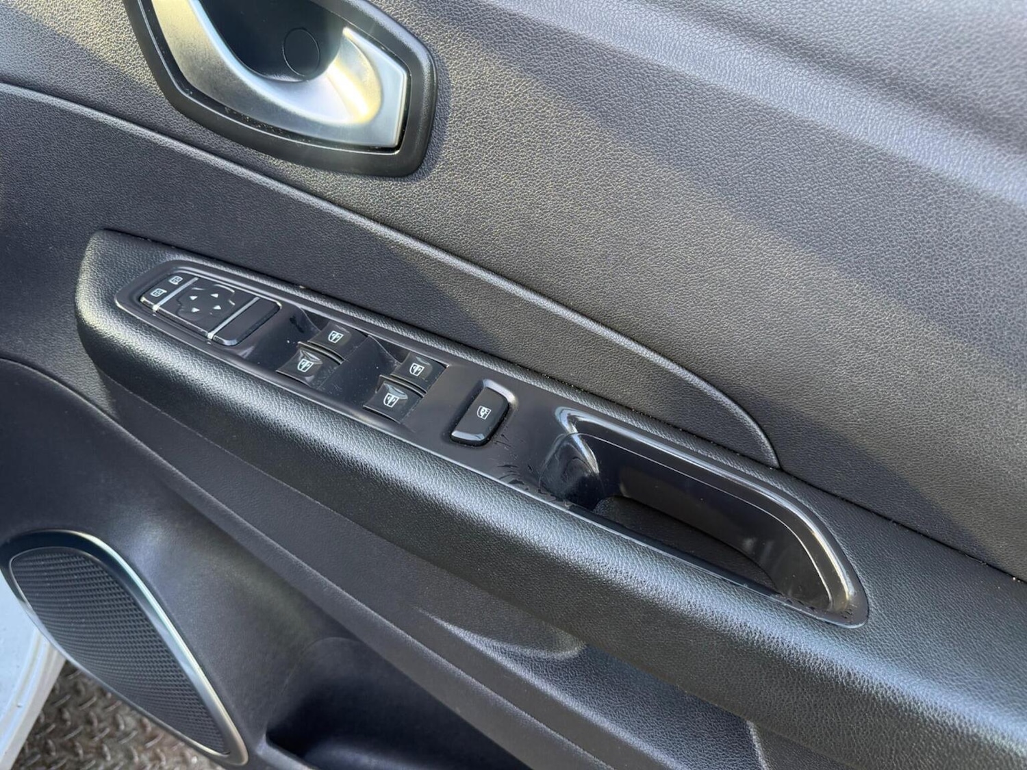 Used Renault Captur 2018 for sale - 77668481: Photo 35