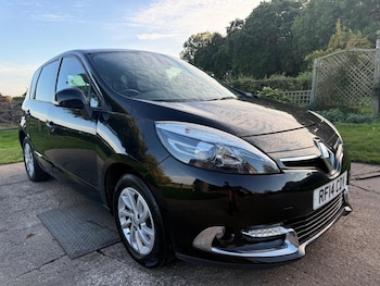 Used Renault Scenic 2014 for sale - 76098781: Photo