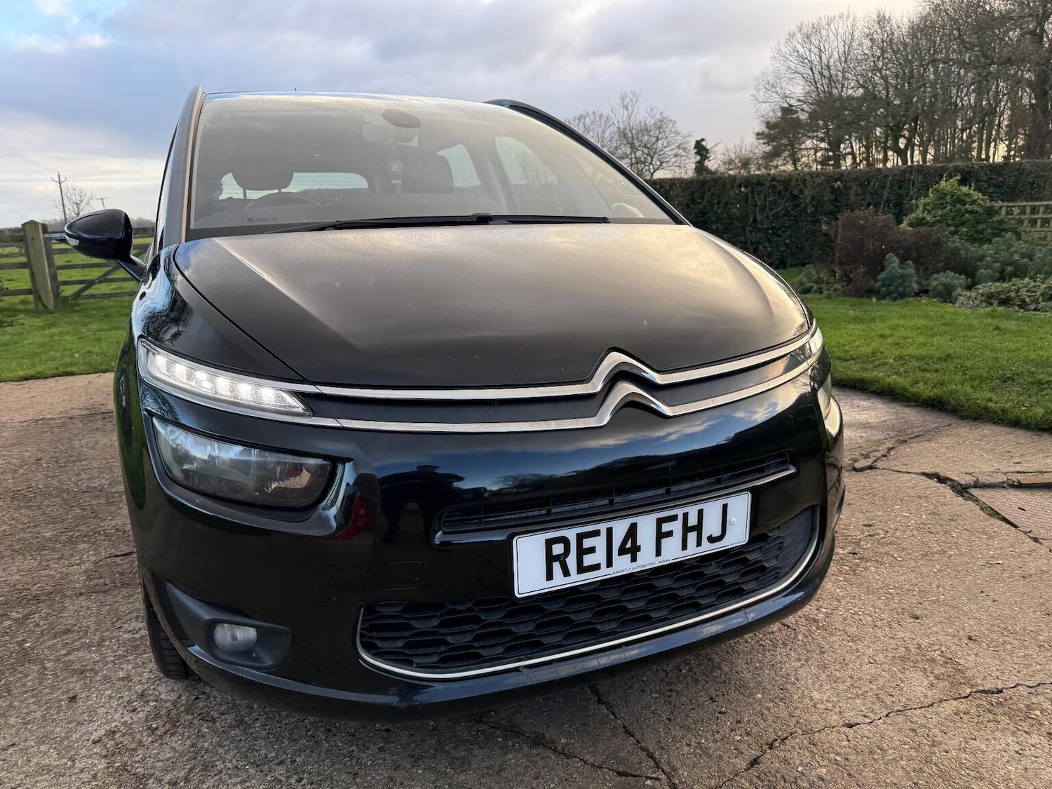 Used Citroen C4 Grand Picasso 2014 for sale - 77077116: Photo 2