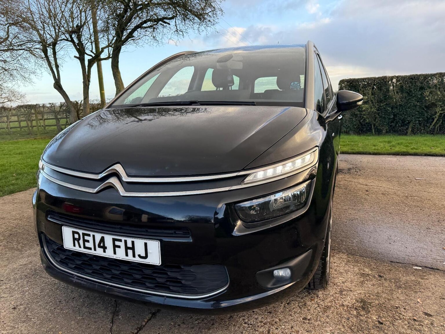 Used Citroen C4 Grand Picasso 2014 for sale - 77077116: Photo 3