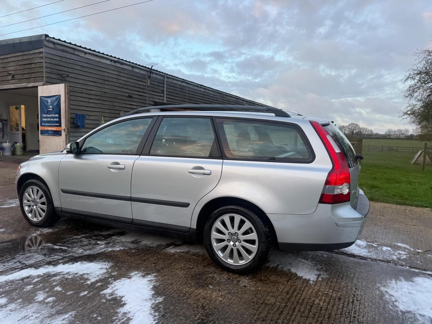 Used Volvo V50 2007 for sale - 77453333: Photo 12