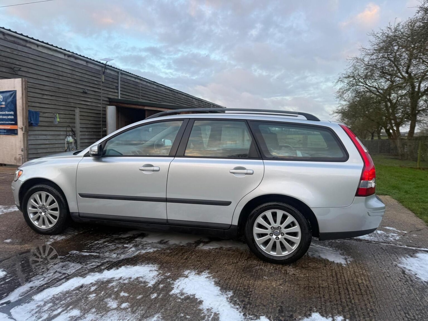 Used Volvo V50 2007 for sale - 77453333: Photo 14