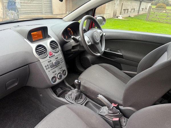 Used Vauxhall Corsa 2011 for sale - 76263020: Photo 26