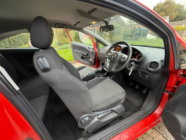 Used Vauxhall Corsa 2011 for sale - 76263020: Photo 27