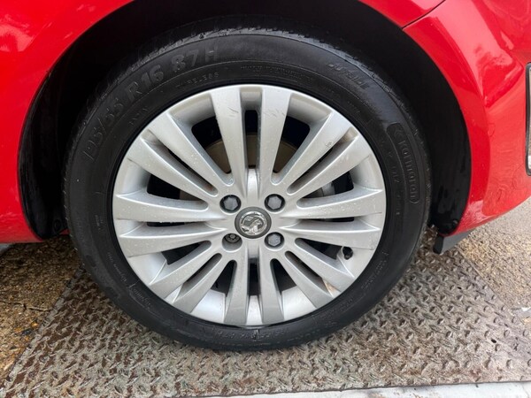 Used Vauxhall Corsa 2011 for sale - 76263020: Photo 34