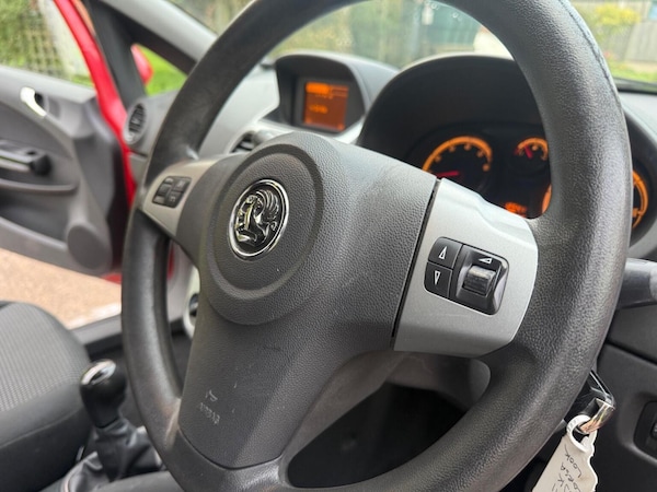 Used Vauxhall Corsa 2011 for sale - 76263020: Photo 42