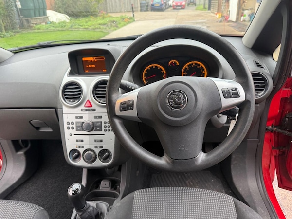 Used Vauxhall Corsa 2011 for sale - 76263020: Photo 43