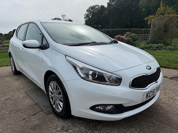 2015 - 1.6 CRDi EcoDynamics 1 Euro 5 (s/s) 5dr