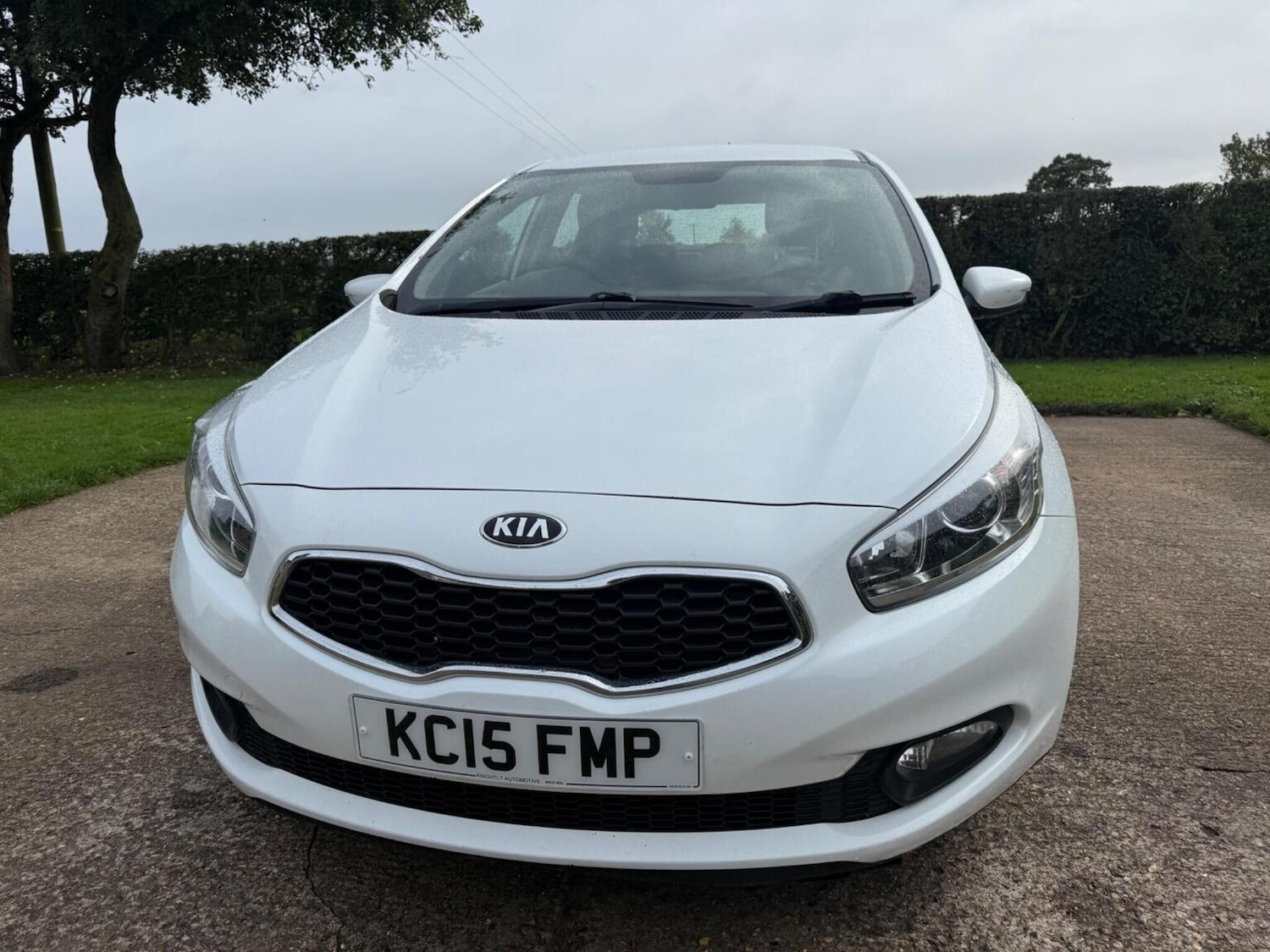 Used Kia Ceed 2015 for sale - 76177069: Photo 2