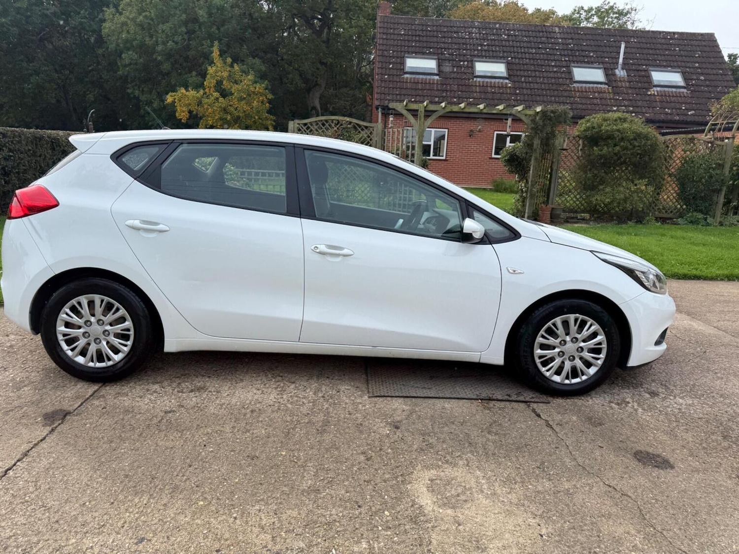 Used Kia Ceed 2015 for sale - 76177069: Photo 21