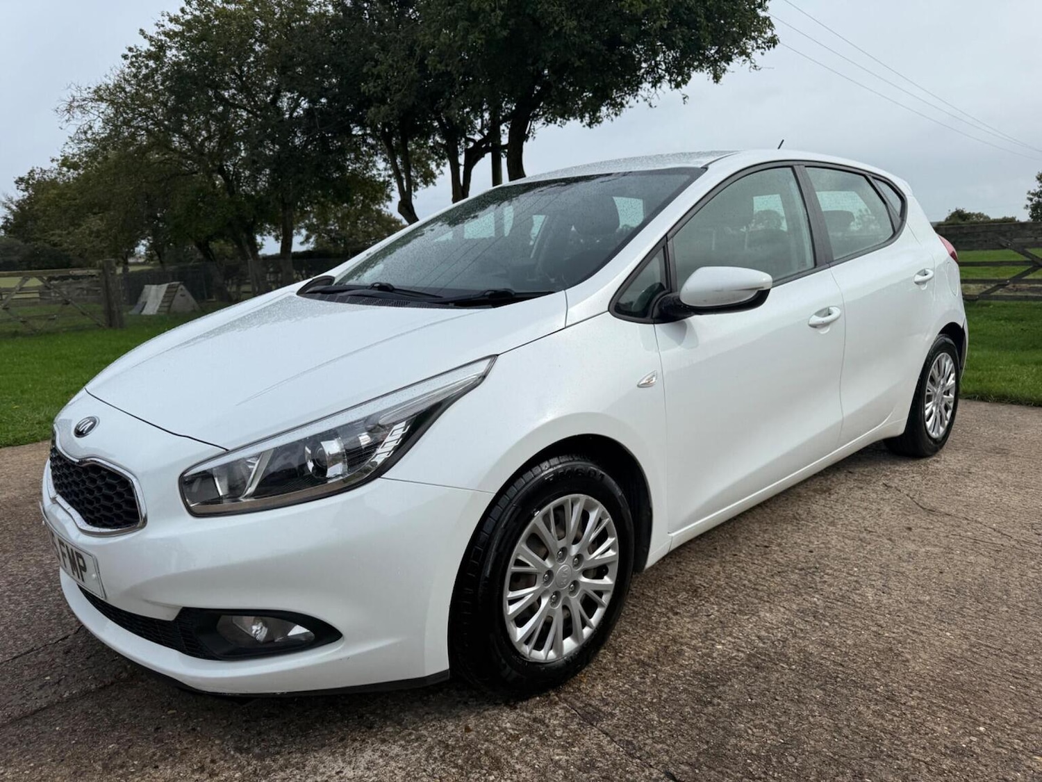 Used Kia Ceed 2015 for sale - 76177069: Photo 8