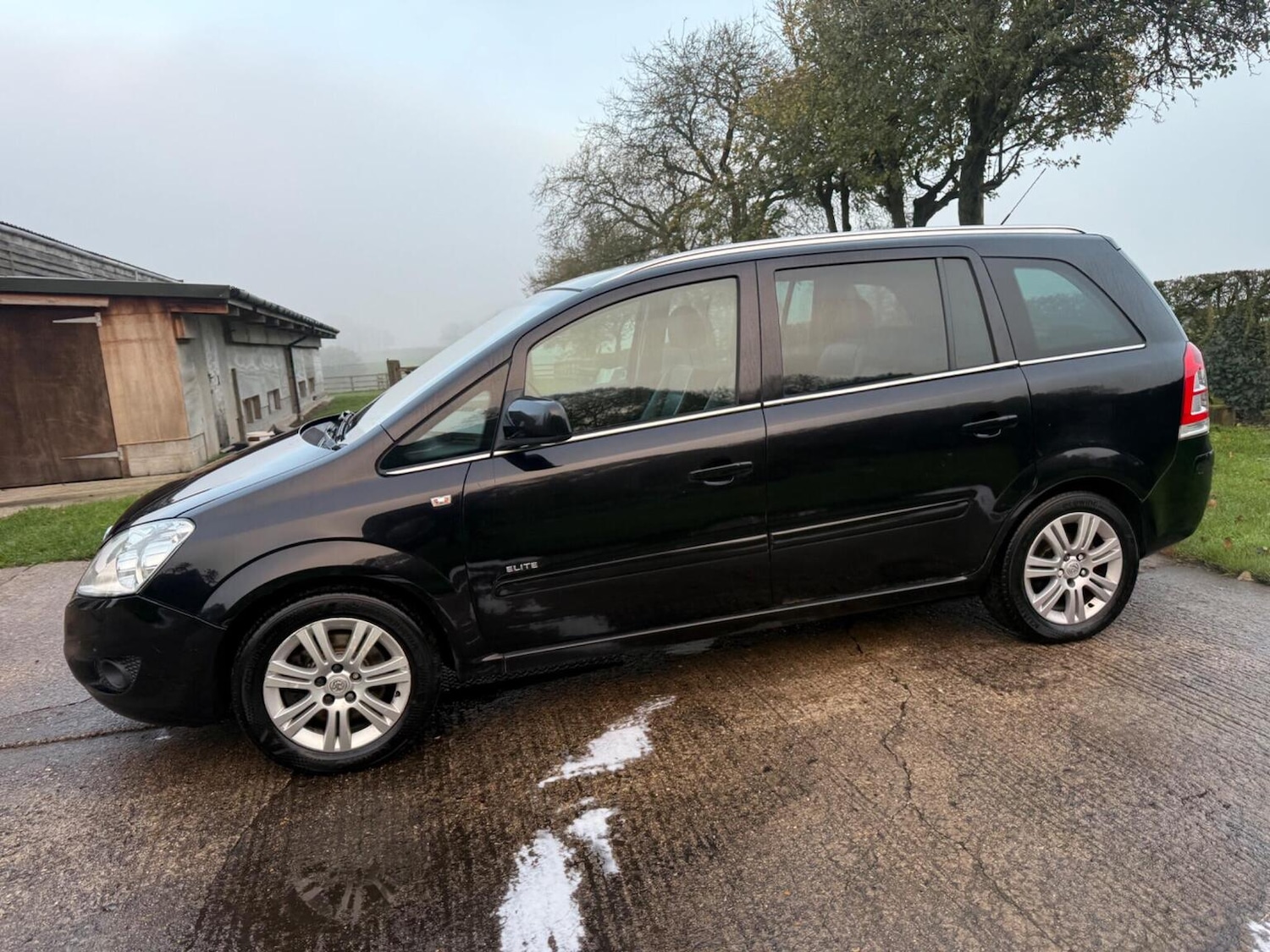 Used Vauxhall Zafira 2011 for sale - 76666122: Photo 11