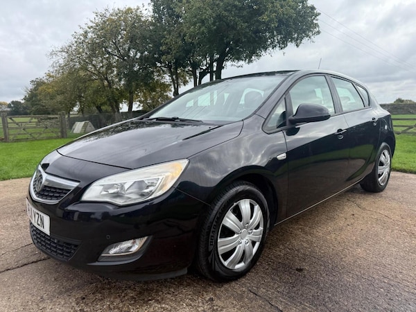 Used Vauxhall Astra 2011 for sale - 76293248: Photo 10