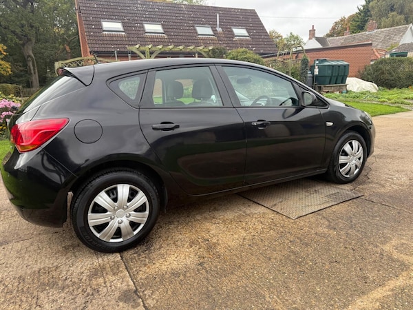Used Vauxhall Astra 2011 for sale - 76293248: Photo 25