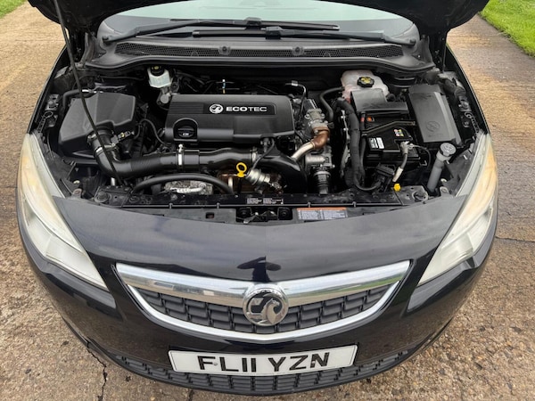 Used Vauxhall Astra 2011 for sale - 76293248: Photo 36