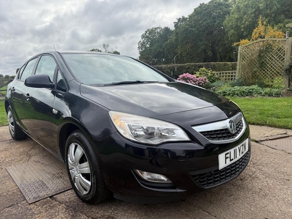 Used Vauxhall Astra 2011 for sale - 76293248: Photo 6