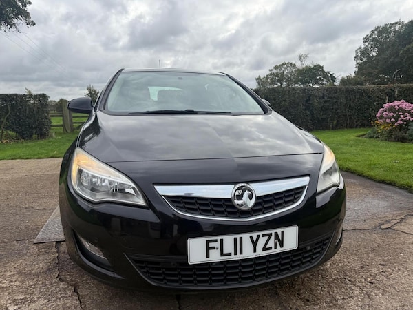 Used Vauxhall Astra 2011 for sale - 76293248: Photo 8