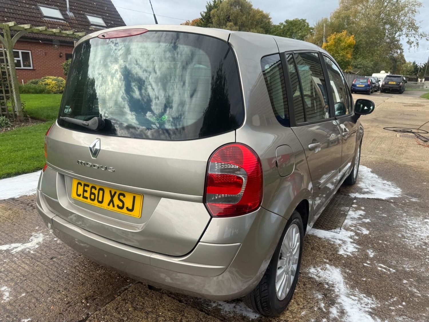 Used Renault Grand Modus 2010 for sale - 76340333: Photo 23