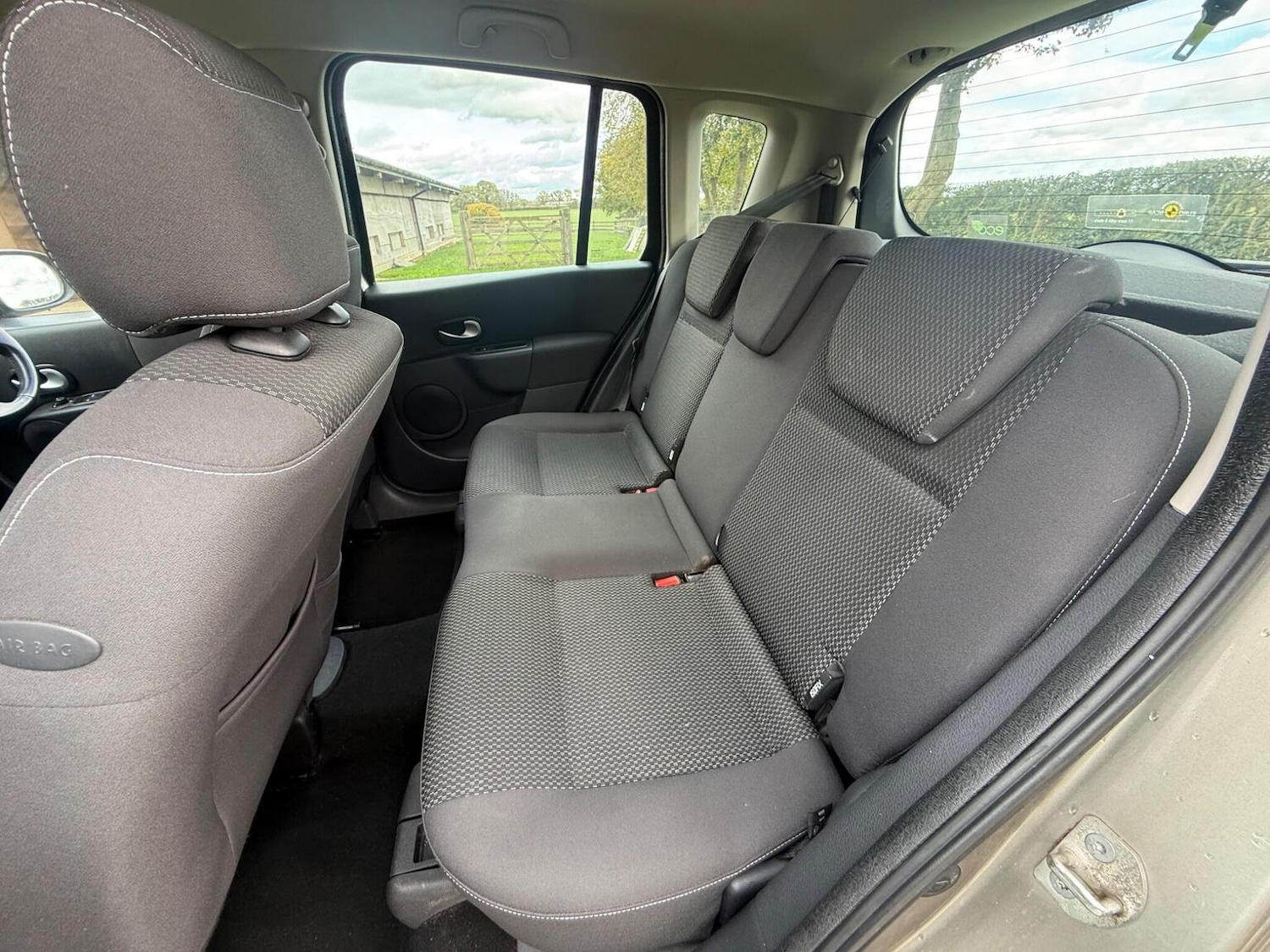 Used Renault Grand Modus 2010 for sale - 76340333: Photo 32
