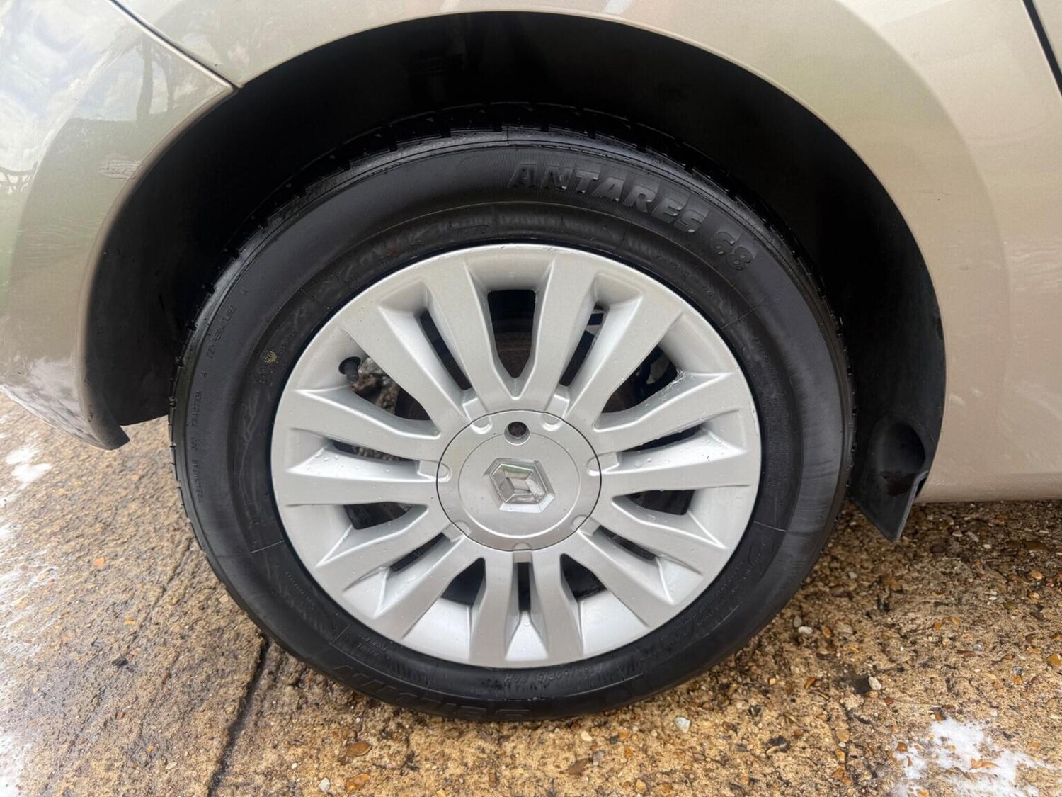Used Renault Grand Modus 2010 for sale - 76340333: Photo 35