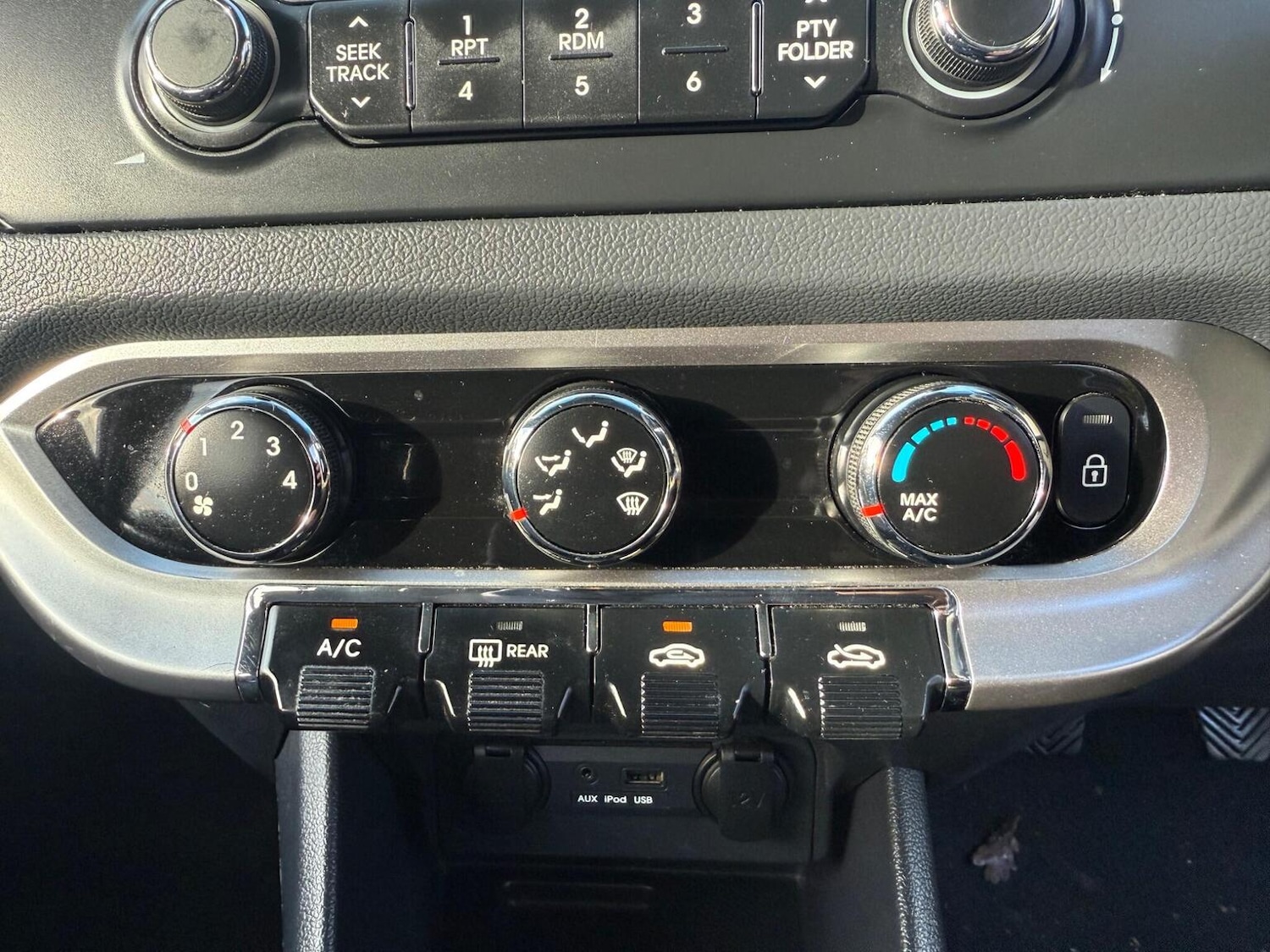 Used Kia Rio 2012 for sale - 76649833: Photo 27