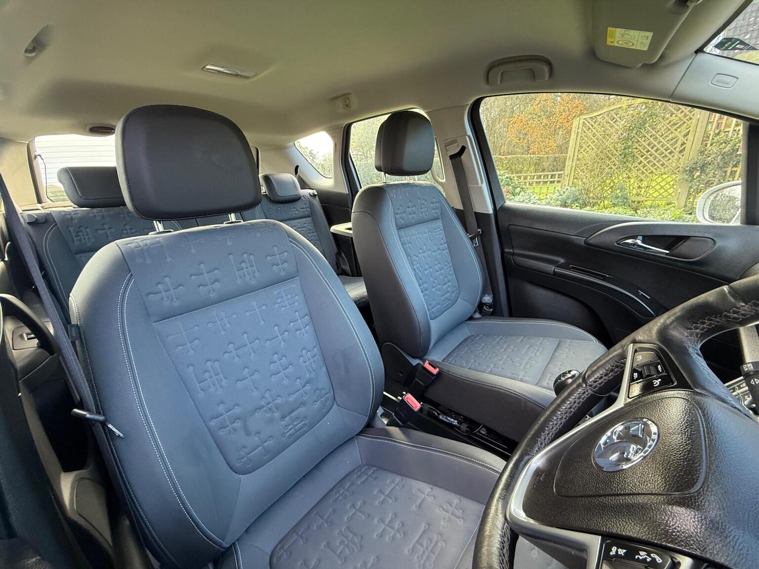 Used Vauxhall Meriva 2016 for sale - 76769869: Photo 29