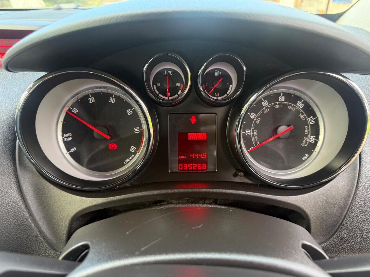 Used Vauxhall Meriva 2016 for sale - 76769869: Photo 45