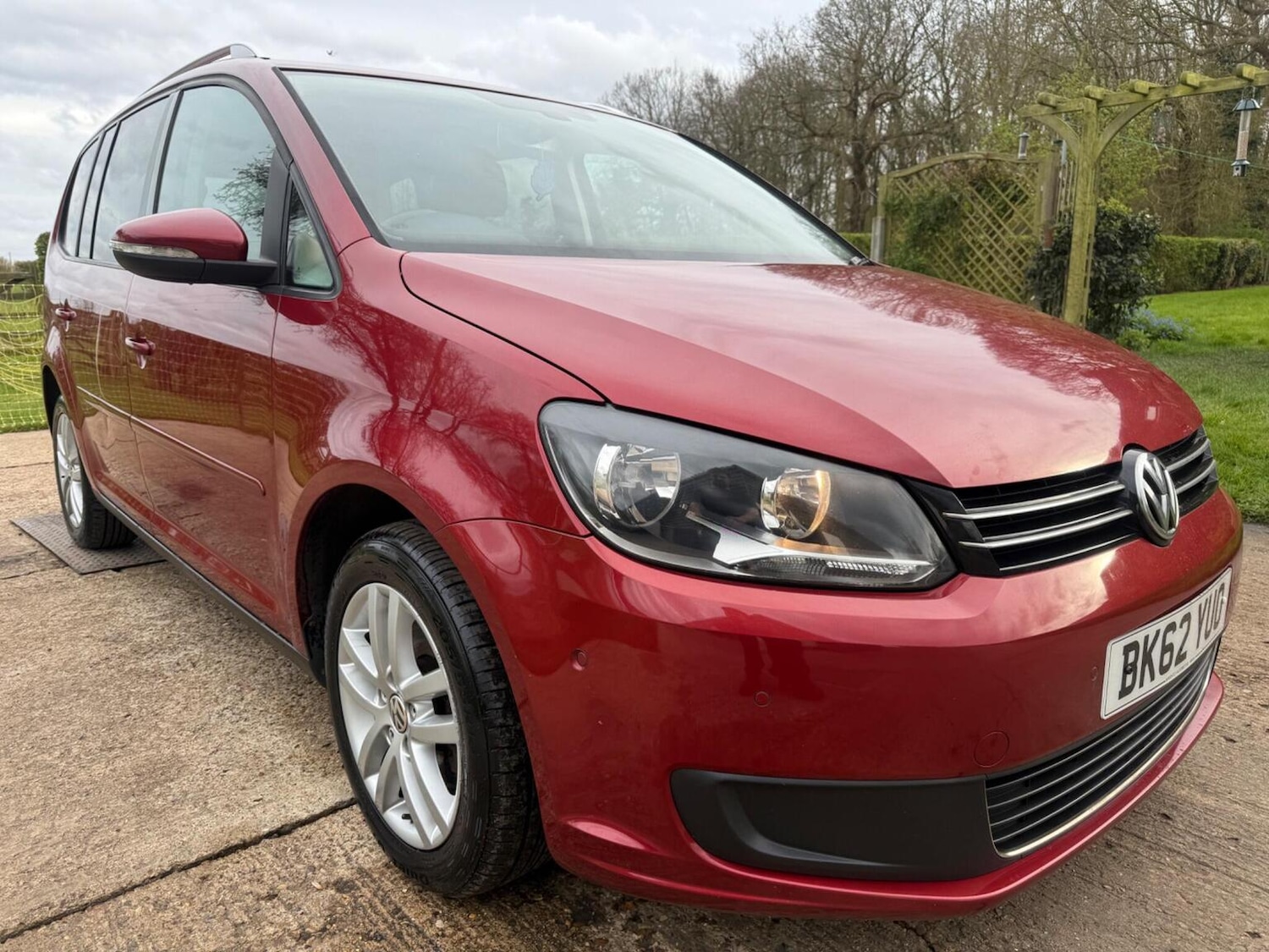 Used Volkswagen Touran 2012 for sale - 78131604: Photo 1