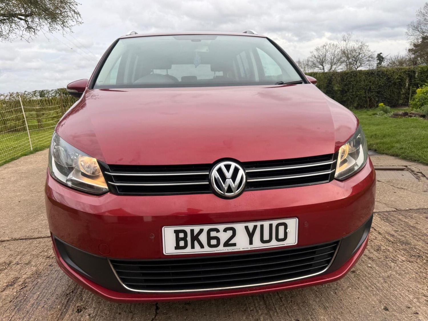Used Volkswagen Touran 2012 for sale - 78131604: Photo 2