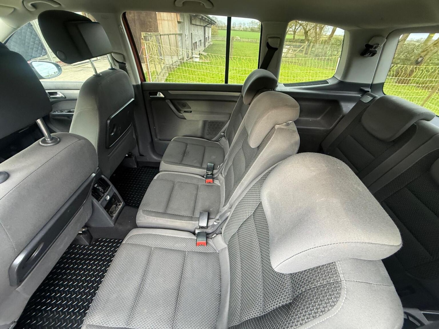 Used Volkswagen Touran 2012 for sale - 78131604: Photo 32