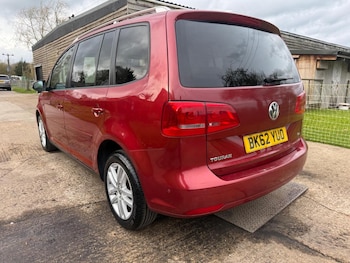 Used Volkswagen Touran 2012 for sale - 78131604: Photo